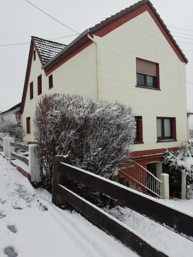 Maedi Apartment *